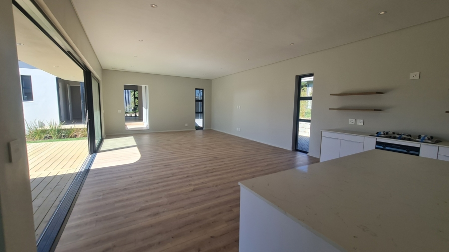 4 Bedroom Property for Sale in Baron View Western Cape